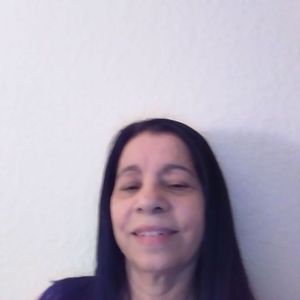 Meet your Posher, Adelina